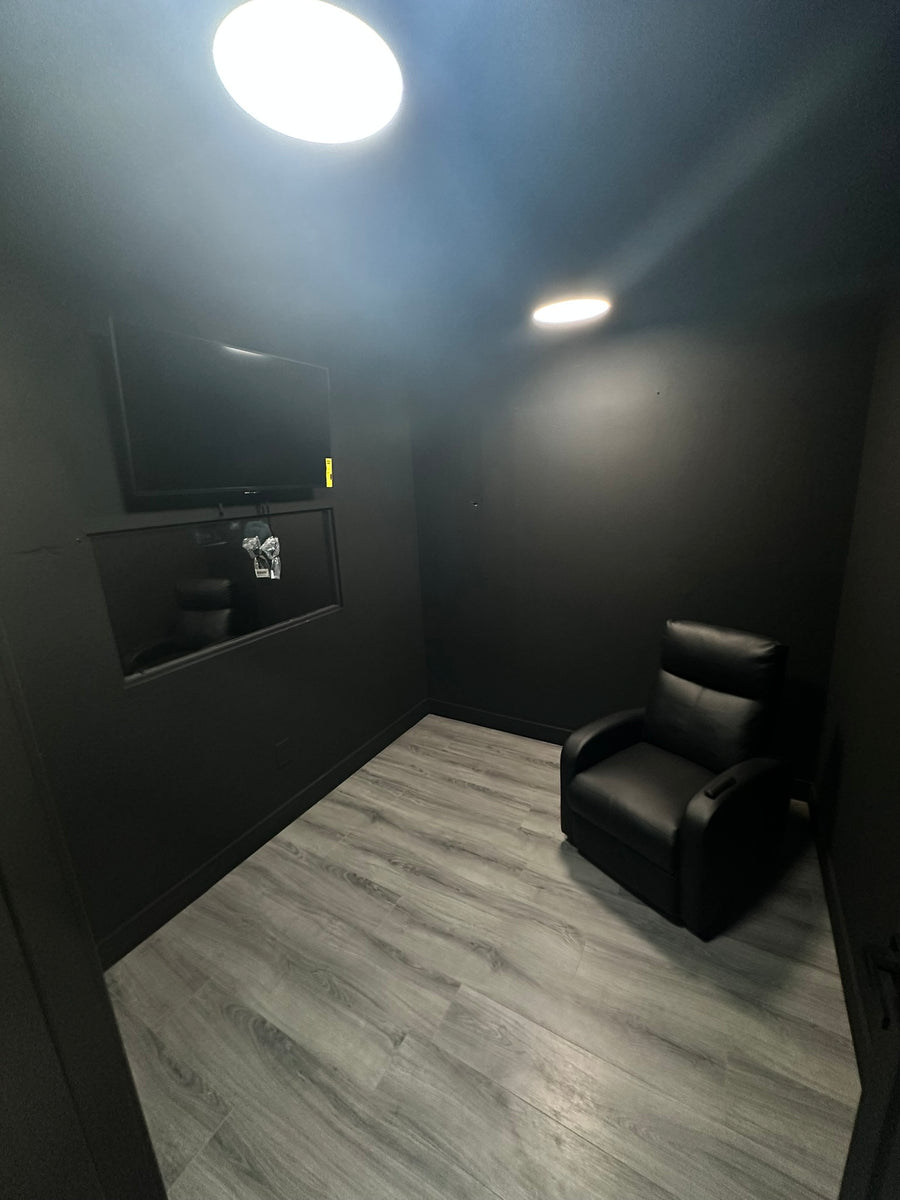 Private appointment room at the Tagz studio